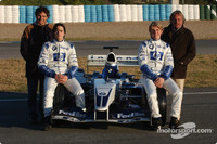 Youngsters on the test track Youngsters on the test track