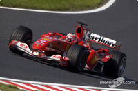 Barrichello sets Friday pace at Brazilian GP Barrichello sets Friday pace at Brazilian GP