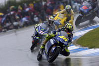 Rossi takes Donington in appalling conditions Rossi takes Donington in appalling conditions