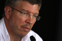 Mercedes buys Brawn Grand Prix Mercedes buys Brawn Grand Prix
