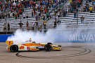 Hunter-Reay repeats as Milwaukee IndyFest winner Hunter-Reay repeats as Milwaukee IndyFest winner