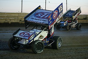 Schatz perseveres to score first win of 2015 World of Outlaws Sprint Car Series season