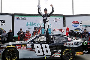 Harvick fends off Logano to win XFINITY race at Atlanta