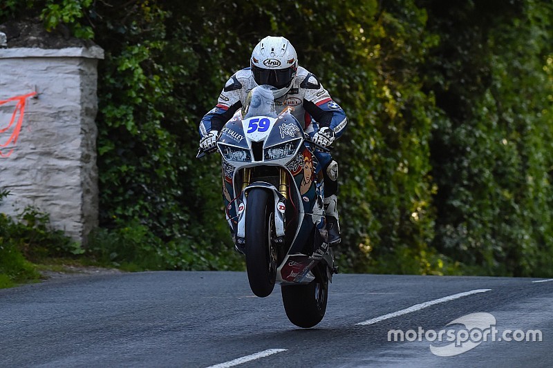 roadracing-isle-of-man-tt-2016-paul-shoesmith.jpg