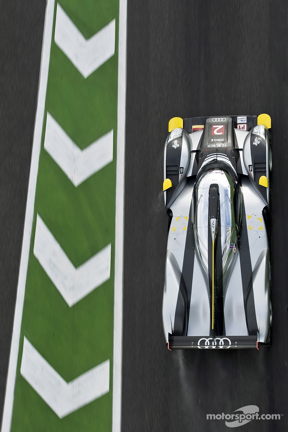 #2 Audi Sport Team Joest Audi R18 TDI: Tom Kristensen, Allan McNish