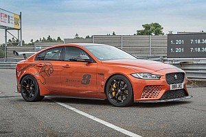 Jaguar Project 8 bate su propio récord en el Nürburgring
