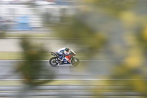 Bagnaia, sobre su incidente con Viñales: "Frenó para evitar la Aprilia y yo me lo llevé a él"
