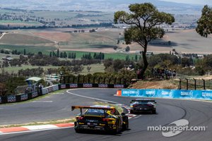 #1 Earl Bamber Motorsport Porsche GT3 R: Earl Bamber, Laurens Vanthoor, Craig Lowndes