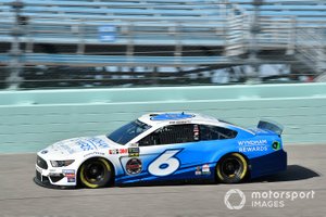 Ryan Newman, Roush Fenway Racing, Ford Mustang Wyndham Rewards