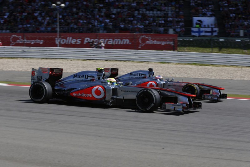 Sergio Perez Jenson Button McLaren Vodafone McLaren Mercedes F1 ~Sergio Perez (McLaren) und Jenson Button (McLaren) ~