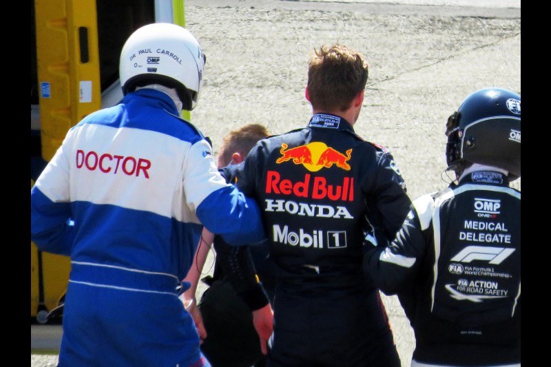 Max Verstappen Lewis Hamilton Red Bull Red Bull F1Mercedes Mercedes F1 ~Max Verstappen (Red Bull) und Lewis Hamilton (Mercedes) ~ 