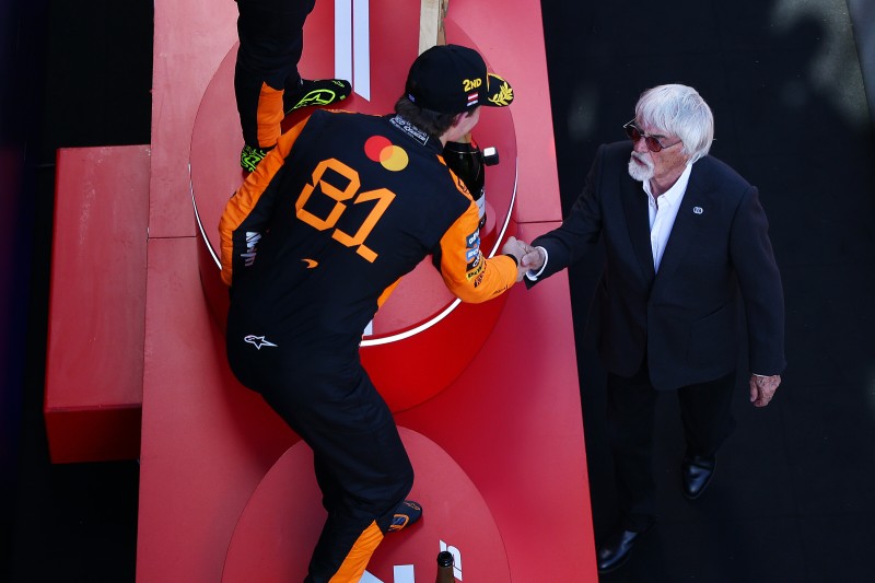Oscar Piastri Bernie Ecclestone McLaren McLaren F1 ~Oscar Piastri (McLaren) und Bernie Ecclestone ~ 