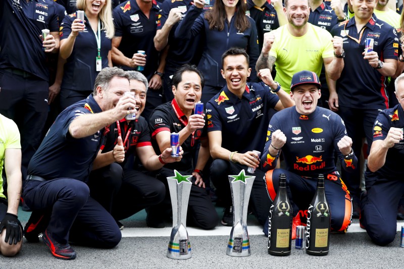 Christian Horner Alexander Albon Max Verstappen CIP CIP Moto3Red Bull Aston Martin Red Bull Racing F1 ~Christian Horner, Alexander Albon (Red Bull) und Max Verstappen (Red Bull) ~