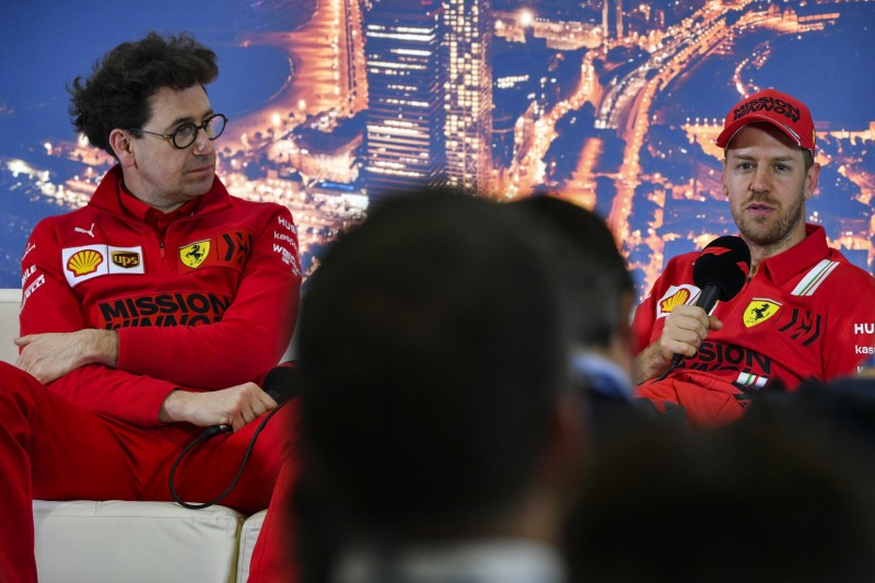 Mattia Binotto Sebastian Vettel Ferrari Scuderia Ferrari Mission Winnow F1 ~Mattia Binotto und Sebastian Vettel (Ferrari) ~