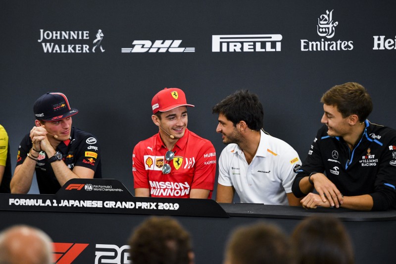Max Verstappen Charles Leclerc Carlos Sainz George Russell Ferrari Ferrari F1Red Bull Red Bull F1McLaren McLaren F1Williams Williams F1 ~Max Verstappen (Red Bull), Charles Leclerc (Ferrari), Carlos Sainz (McLaren) und George Russell (Williams) ~
