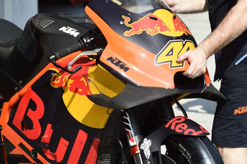 KTM RC16: Verkleidung mit Winglet