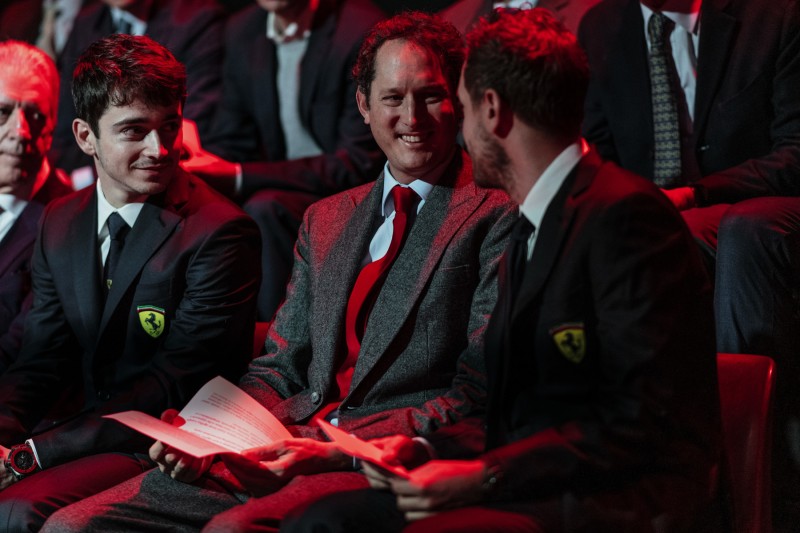 Charles Leclerc, John Elkann, Sebastian Vettel