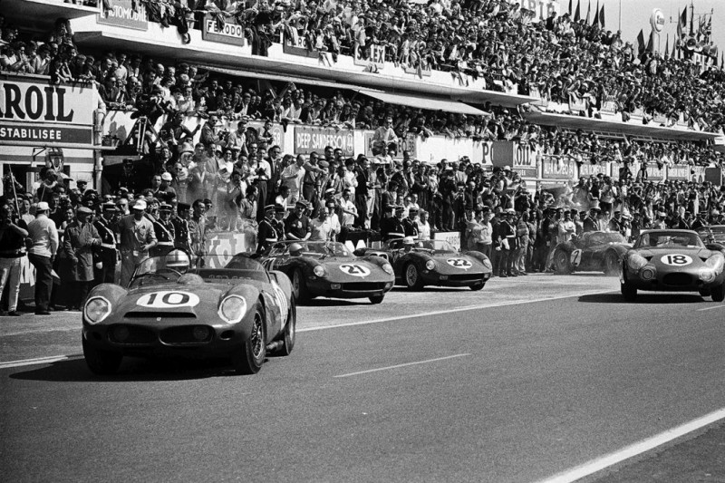 Start zu den 24h Le Mans 1963: Roger Penske und Pedro Rodriguez im Ferrari 330 TRI/LM