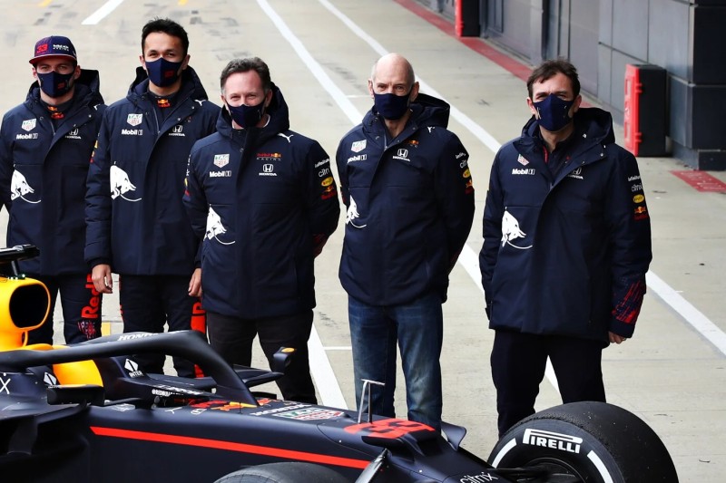Albon (2.v.l.) arbeitete vor allem 2021 eng mit Newey zusammen
