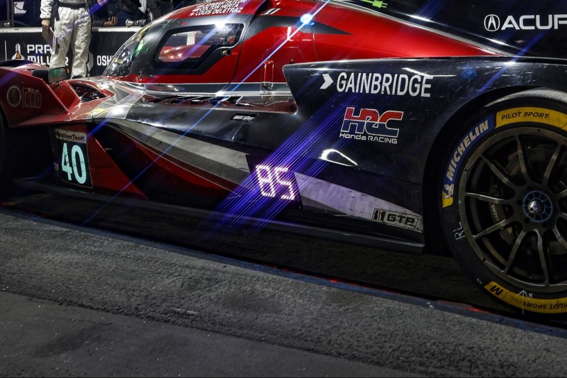 In der IMSA SportsCar Championship bieten die Tafeln Zusatzfeatures wie die Boxenstoppzeit