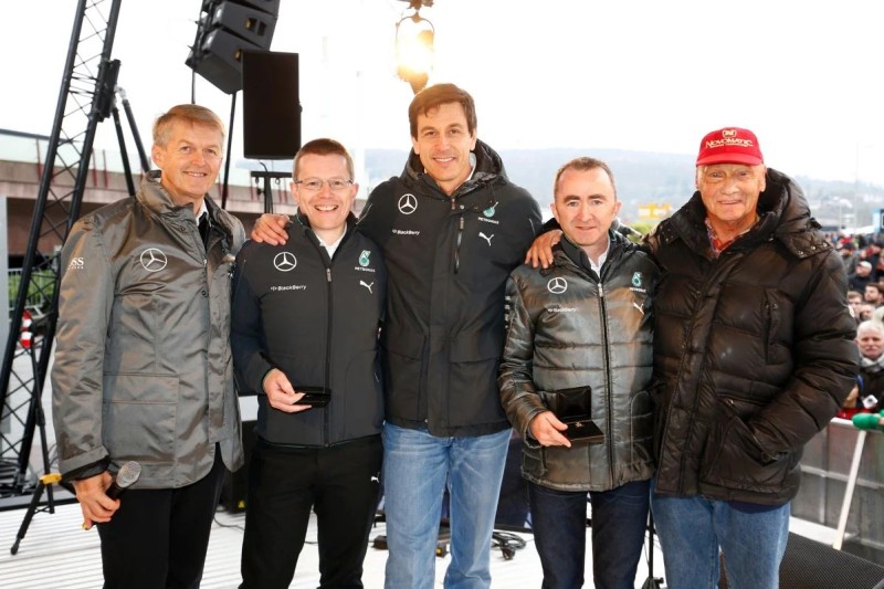 Das legendäre Mercedes-Dreamteam: Thomas Weber, Andy Cowell, Toto Wolff, Paddy Lowe und Niki Lauda