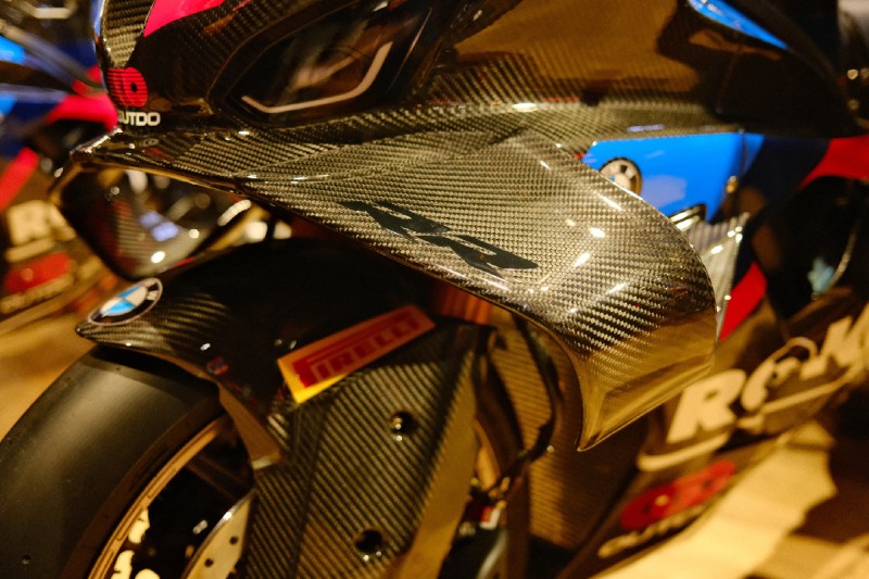 BMW M1000RR Winglets