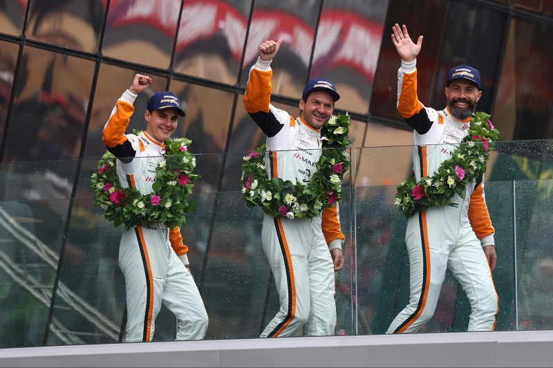 Morris Schuring, Richard Lietz