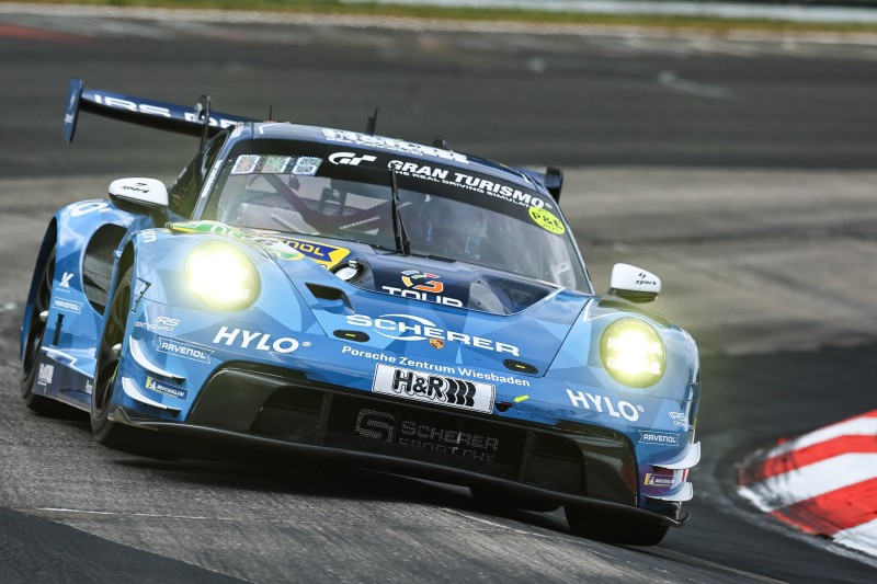 Scherer-Phx-Porsche #16 (Niederhauser/Vanthoor)