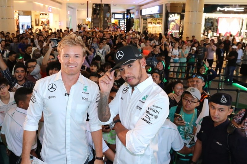 Nico Rosberg, Lewis Hamilton