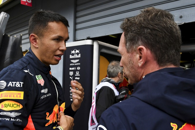 Alexander Albon, Christian Horner