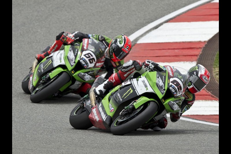 Tom Sykes, Jonathan Rea