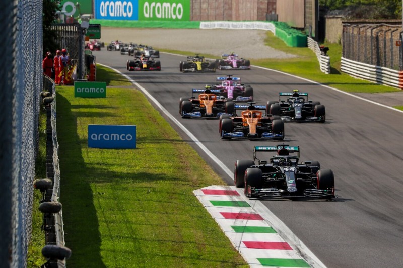 Lewis Hamilton, Carlos Sainz, Valtteri Bottas, Lando Norris, Sergio Perez