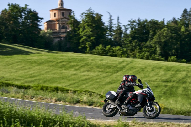 Canossa Events mit Ducati in Italien
