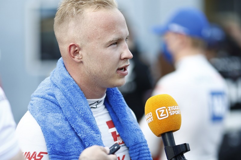 Formel-1-Fahrer Nikita Masepin vom Team Haas im Interview