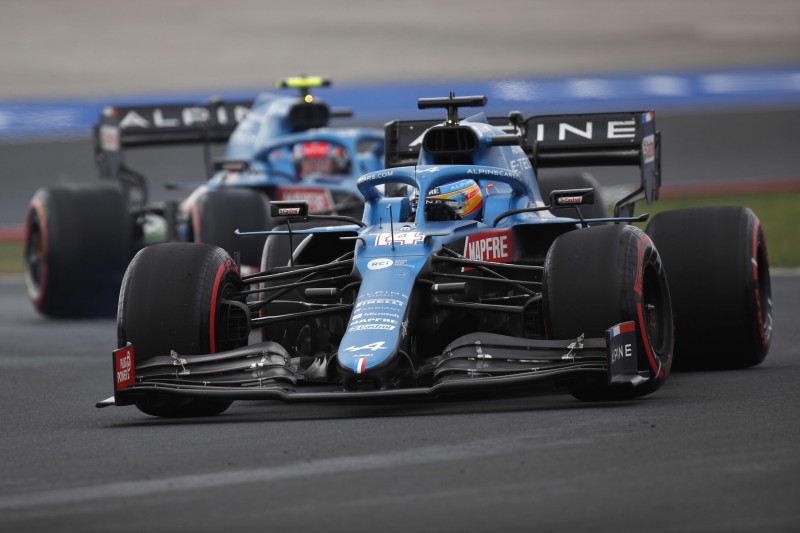 Fernando Alonso, Esteban Ocon