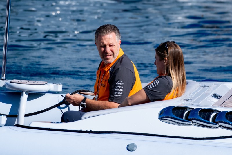 Auf dem Wasser statt in der Luft? Egal, Zak Browns Element ist eigentlich Asphalt ...