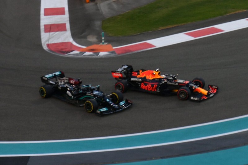 Max Verstappen, Lewis Hamilton