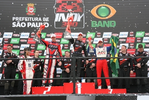 Podium Sao Paulo Indy 300 | Fot. Ron McQueeney