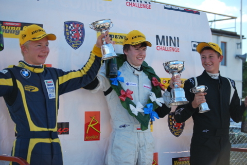 Podium w Castle Combe