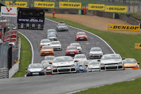 Start w Brands Hatch | Fot. VW