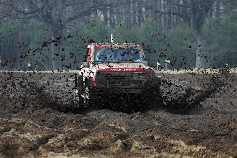 Nissan Patrol Teng Tools Rally Teamu