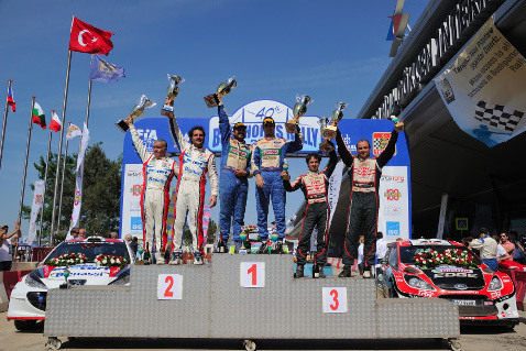 Podium Bosphorus Rally | Fot. Dominik Kalamus