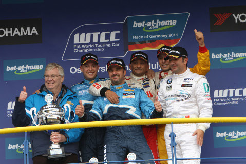 Podium w Oschersleben | Fot. fiawtcc.com