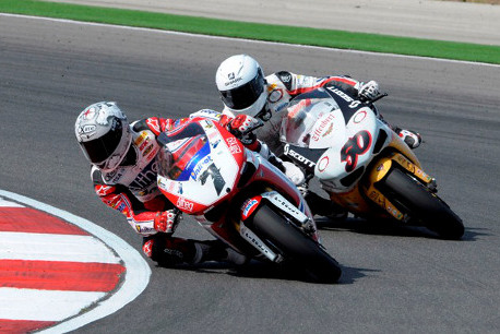 Carlos Checa i Sylvain Guintoli | Fot. Althea Racing