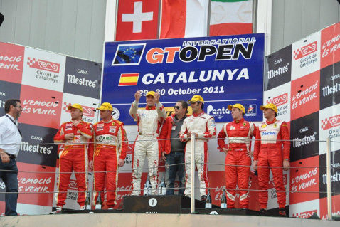 Podium w Montmelo