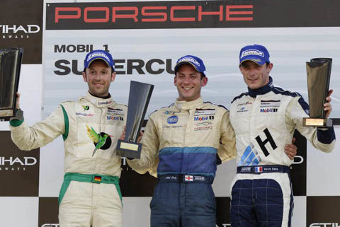 Podium w Abu Zabi | Fot. racecam.de