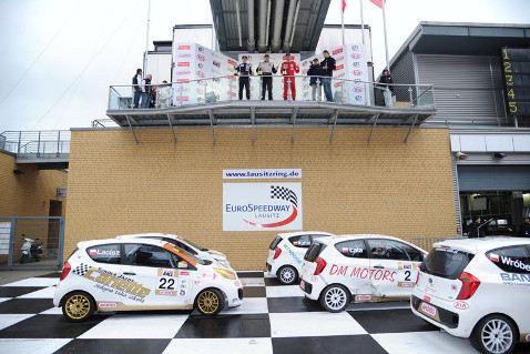 Podium na EuroSpeedway | Fot. Dominik Kalamus