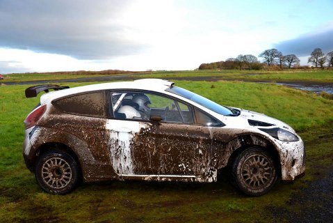 Łukasz Byśkiniewicz testuje Fiestę S2000 | Fot. Facebook