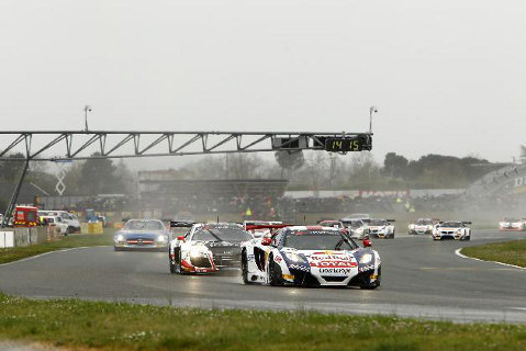 Start w Nogaro | Fot. VIMAGES