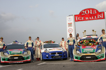 Podium EGE Rallisi | Fot. TOSFED